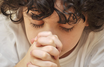 Child praying